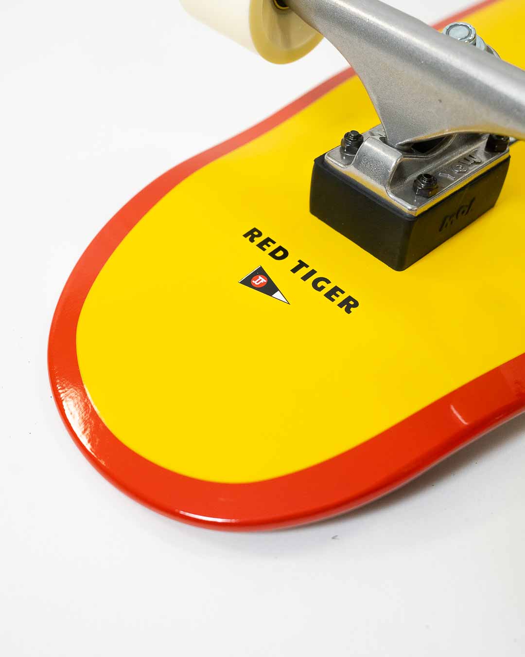 Yow Red Tiger Pyzel x Yow 32.6" Complete Surfskate
