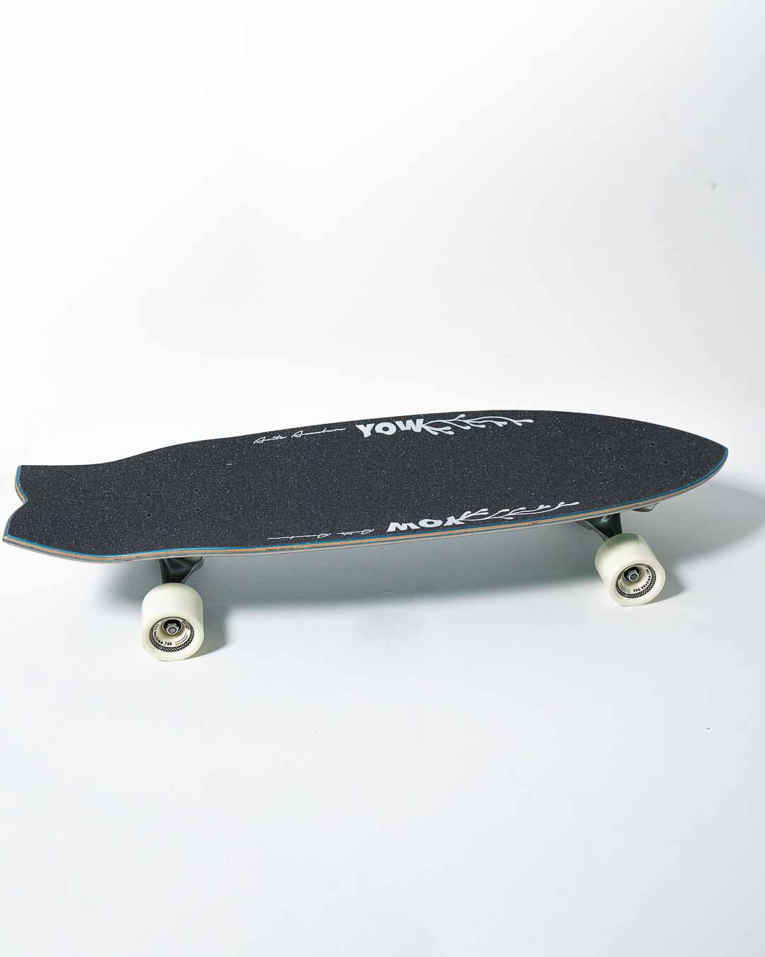 Yow Aritz Aranburu 32.5" Complete Surfskate 2026